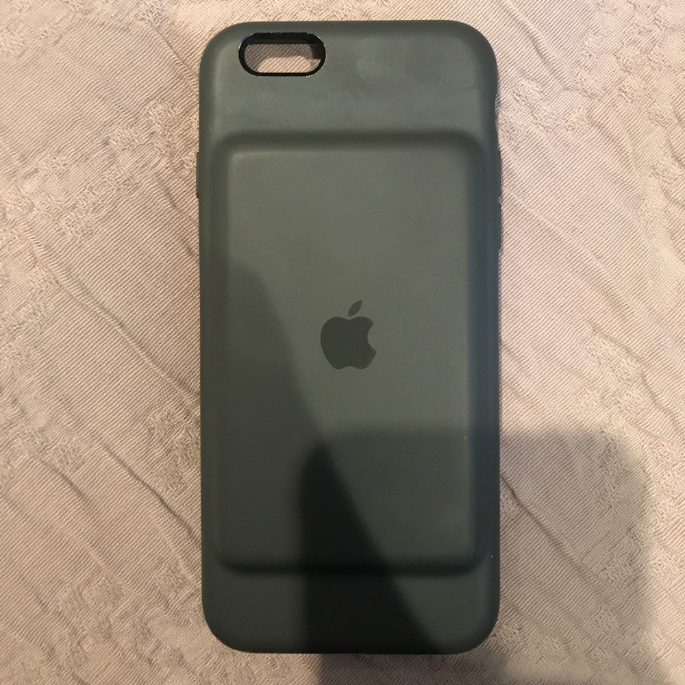 BRAND NEW iPhone 6/6s charging case
