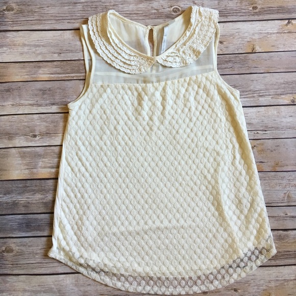 LC Lauren Conrad Tops - Lauren Conrad Gorgeous Lace Collar Top