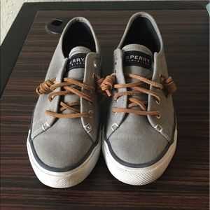 Grey Size 6 Sperry Top Sider