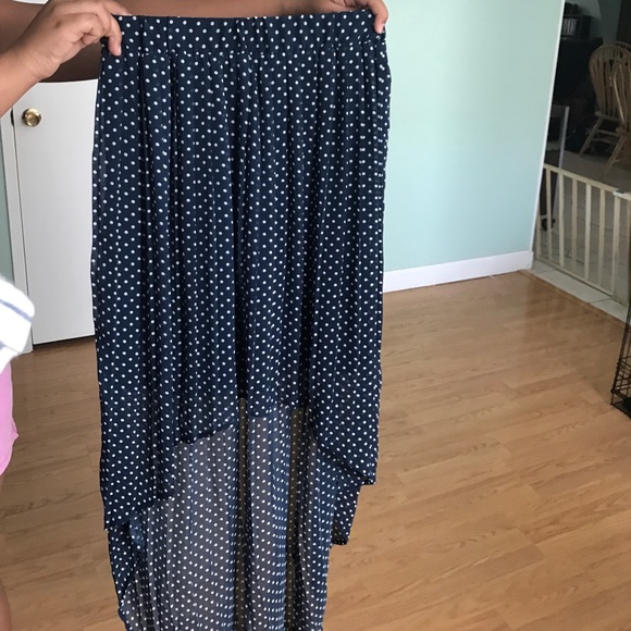 Skirt - Picture 2 of 3