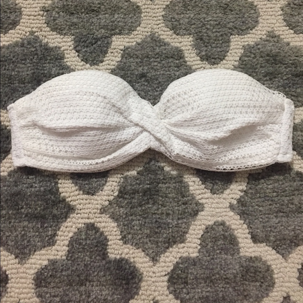 Lace detail vs bathing suit