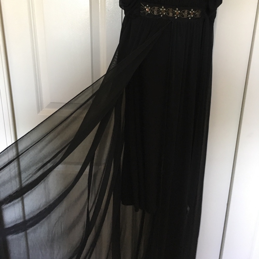 Long Beautiful Black Dress