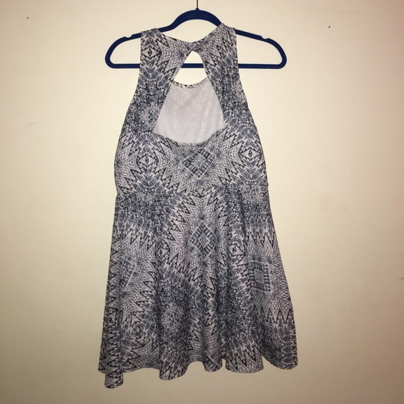 blues and white dress with open back. - Picture 2 of 2