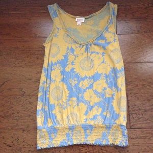 Sale!! Sunflower tank top