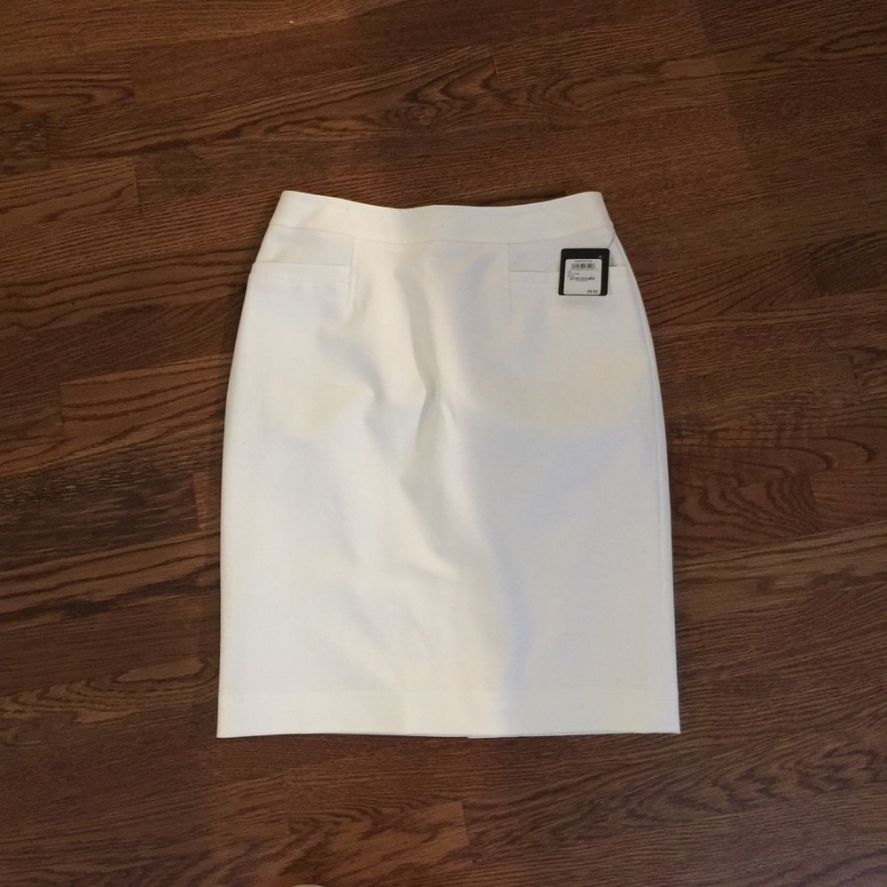 Halogen white skirt