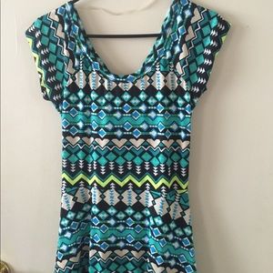 ✨Bright summery dress!