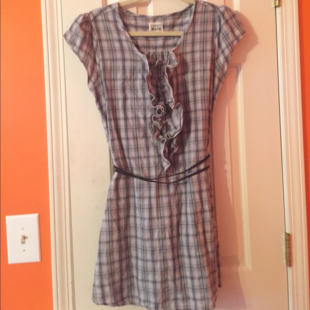 Plaid dress with waist tie with ruffles
