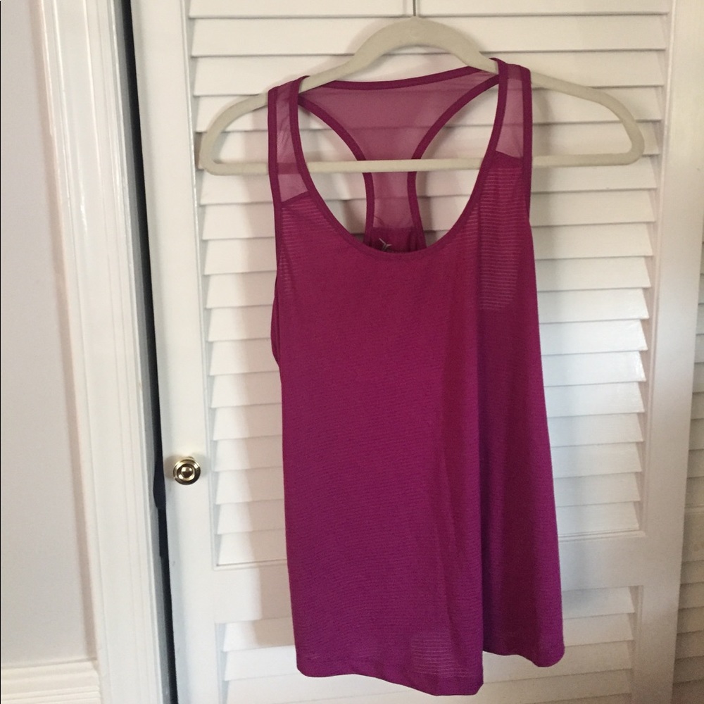 WORKOUT SHIRT