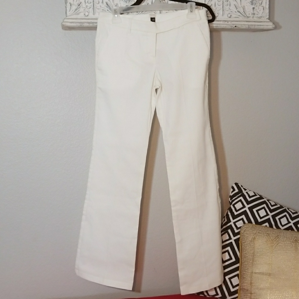 Aziz White Crease Pants