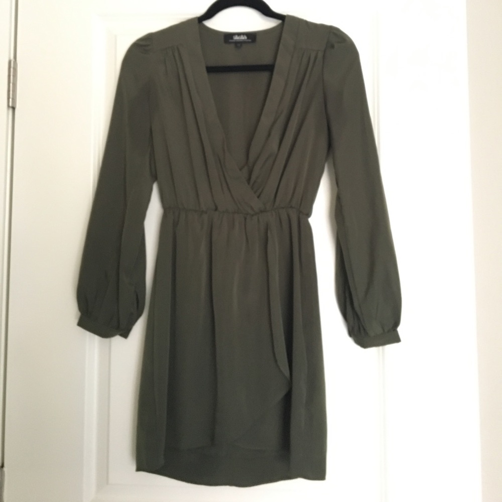 Dark green long sleeve dress!