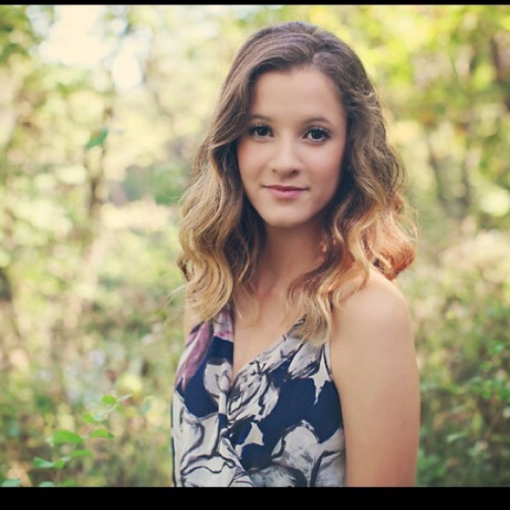 Meet your Posher, Hailey