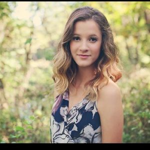 Meet your Posher, Hailey