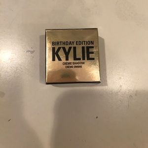 Kylie Jenner Rose Gold Creme Eyeshadow