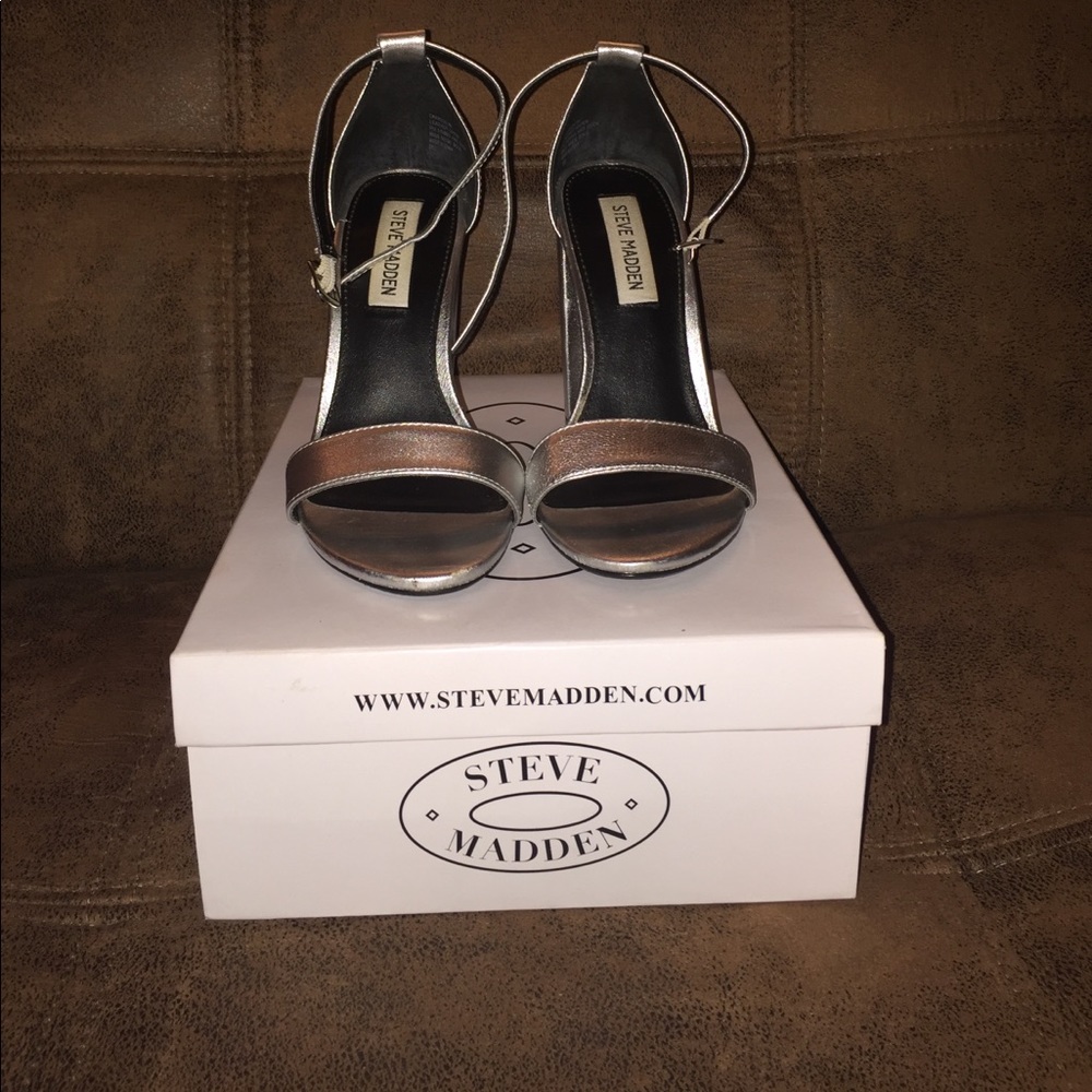 Steve Madden Silver Thin Strap Heels