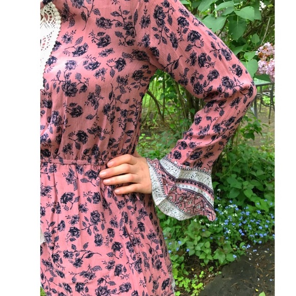 SOLD🚩🚩 crochet Boho Dress - Picture 7 of 8