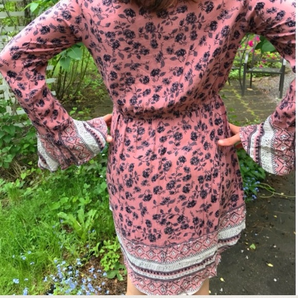 SOLD🚩🚩 crochet Boho Dress - Picture 5 of 8