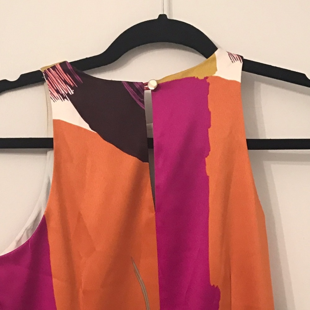 Color block - Picture 2 of 4