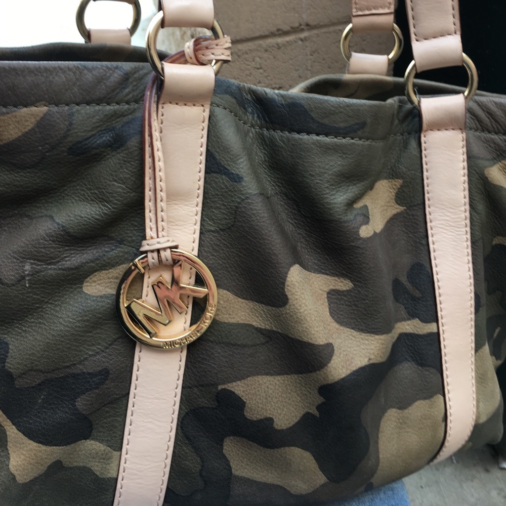 Authentic Michael Kors Handbag