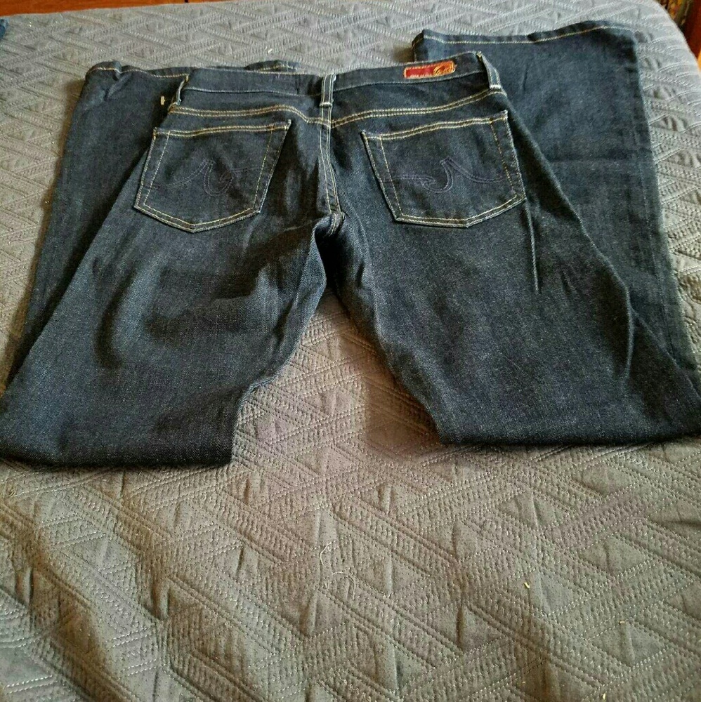 AG JEANS  FARRAH MODEL SIZE 27 R