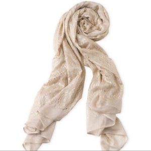 Stella & Dot Metallic Trellis Scarf