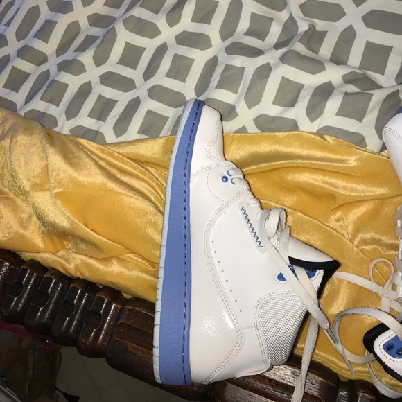 Jordan 1 Flight 5 - Picture 3 of 6