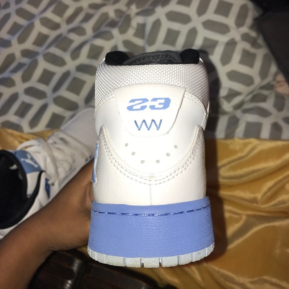 Jordan 1 Flight 5 - Picture 5 of 6