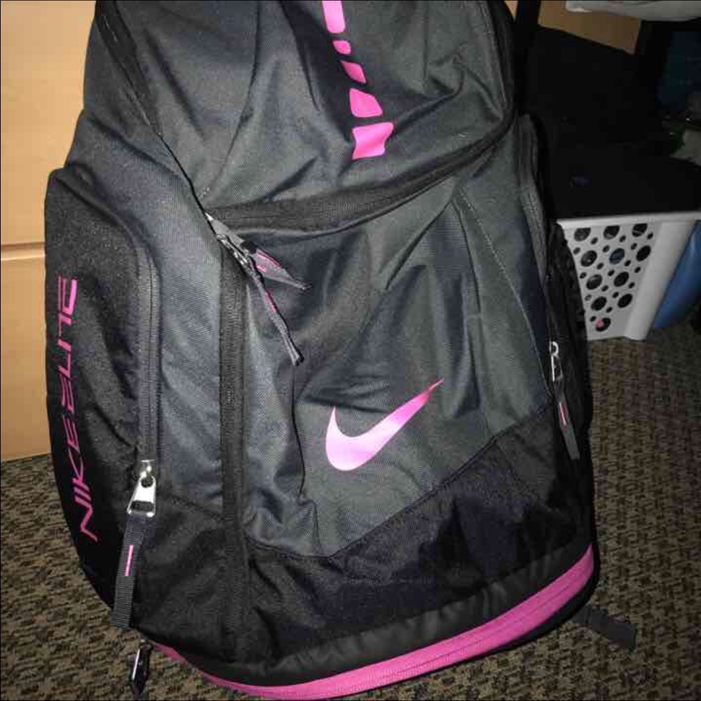 Nike Elite Backpack Breast Cancer Limited Edition
