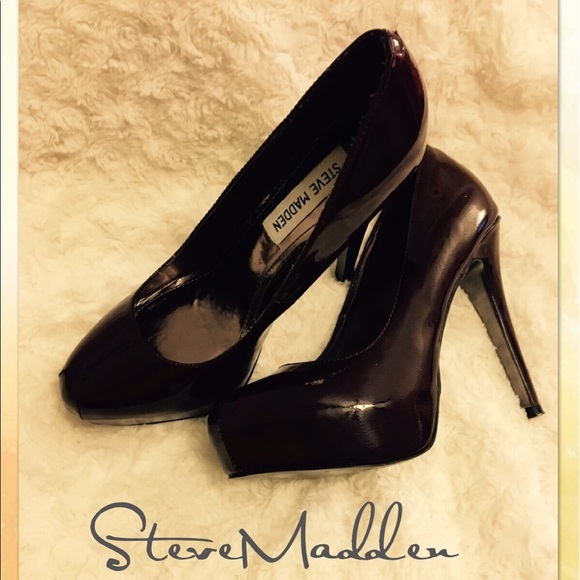 Women's Steve Madden Size 7 - Picture 1 of 1
