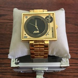 Gold Turntable Watch