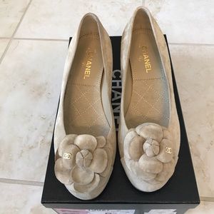 Chanel tan suede low heel camellia pumps