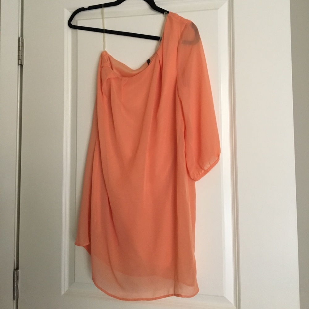 One shoulder chiffon dress!