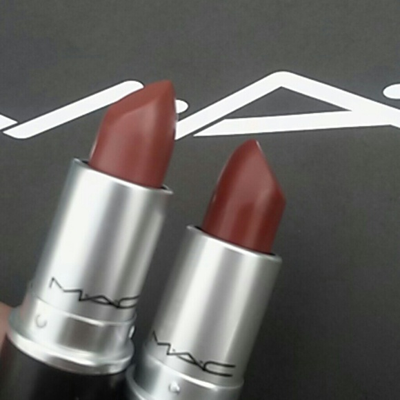 MAC LIPSTICKS - Picture 4 of 4