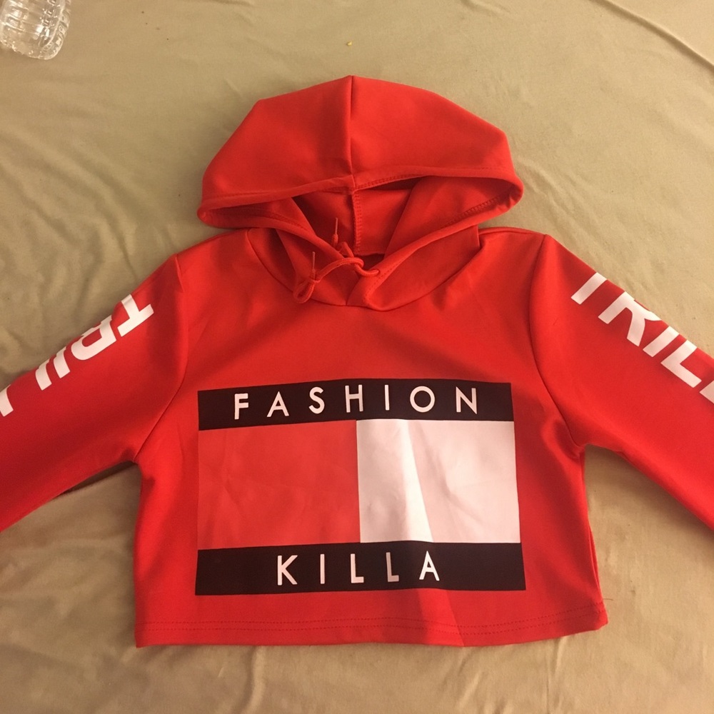 'Fashion Killa' cropped red sweater