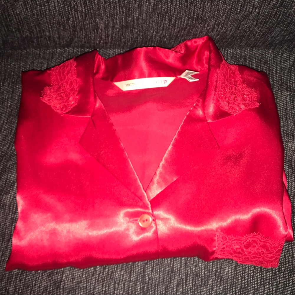 Victoria's Secret Sleep Shirt