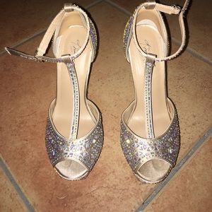 Thalia heels with rhinestones