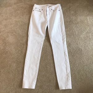 ✨LAST CHANCE✨J.Crew White Stretch pants
