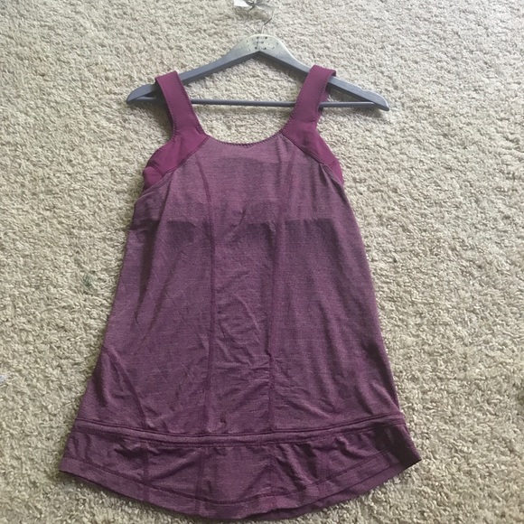 Size 4 // Lululemon Tank - Picture 3 of 5