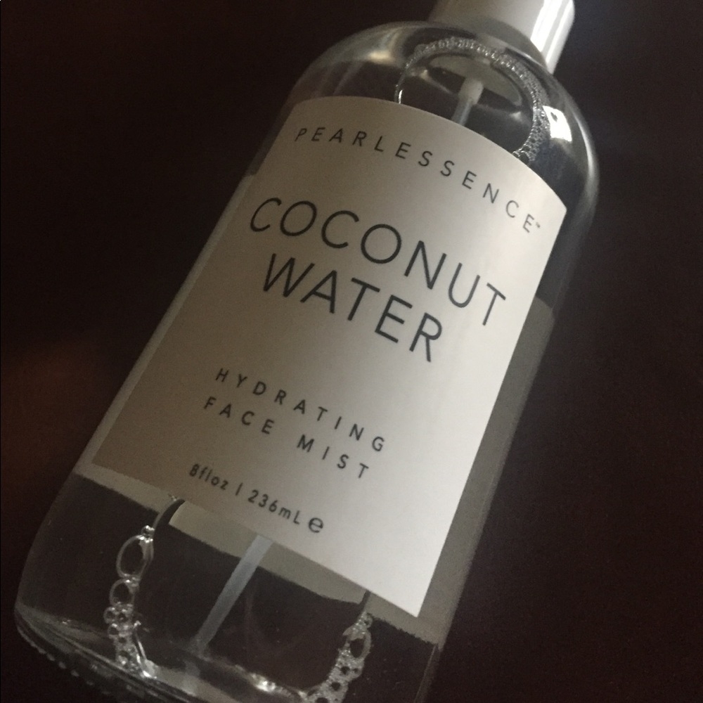 PEARLESSENCE Coconut Setting Spray