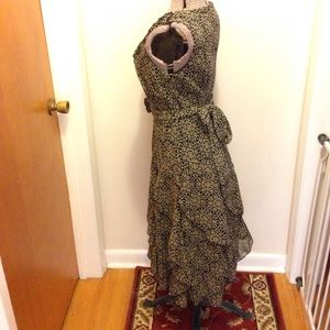 Robe Dressbarn Taille 10 - Imprimé Floral, Col Décoré - 100% Polyester Doublé - Occasion Très Bon état