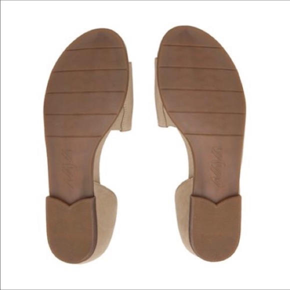 Suede Asymmetric Distressed Blanc Flats - Picture 4 of 5