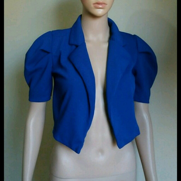 Jackets & Blazers - Blue crop blazer NWT