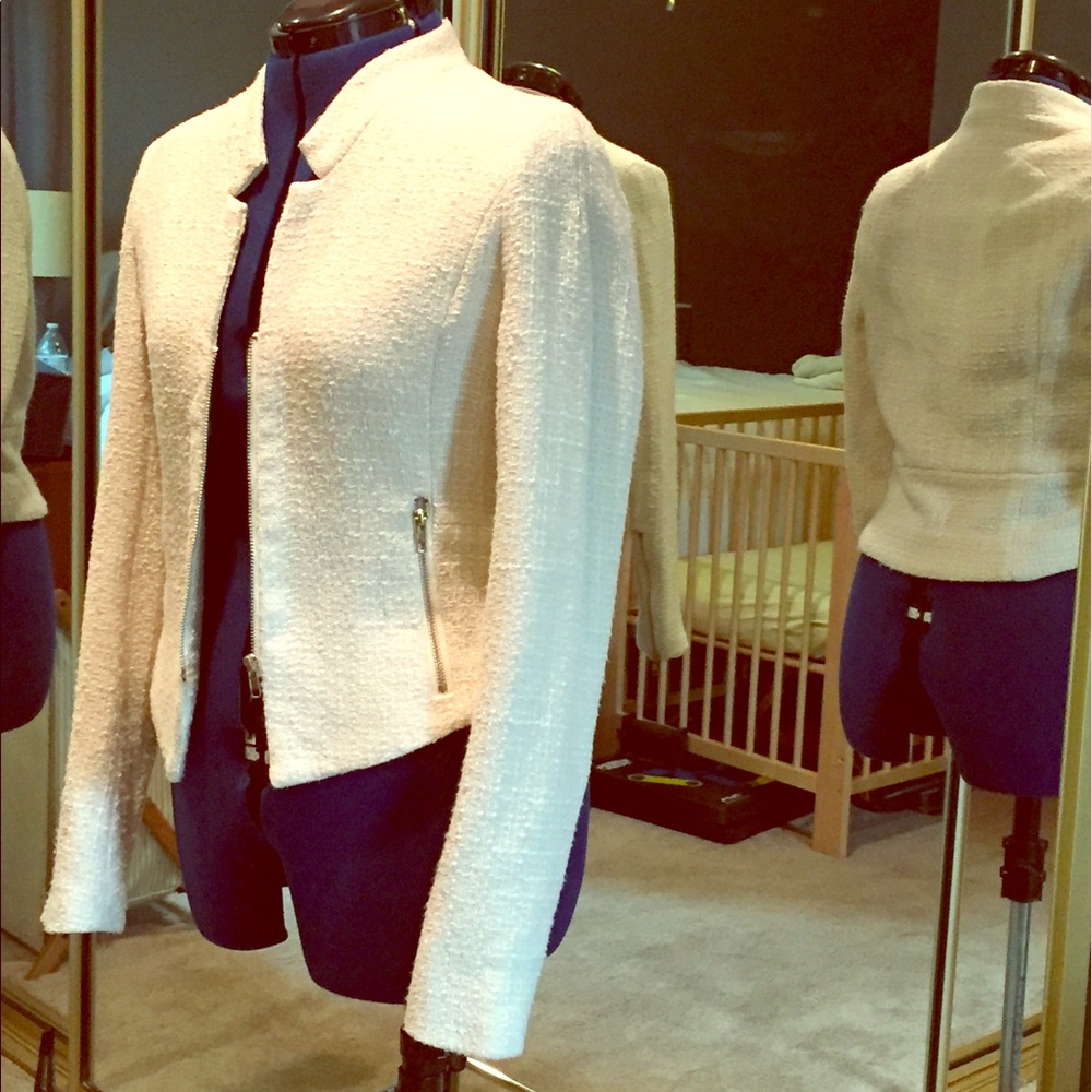 Off white blazer with zipper front