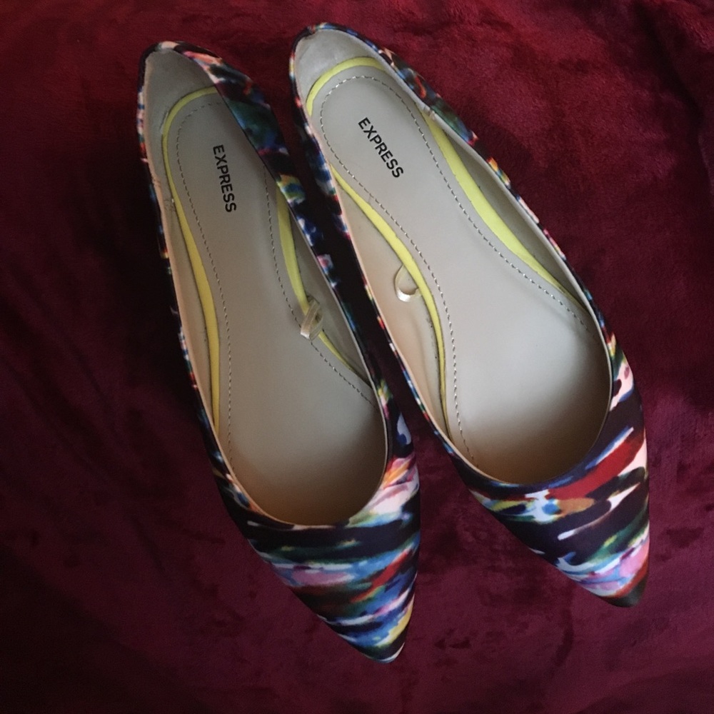 Sz 8 Express Pointed Toe Ballet Flats, NWOT