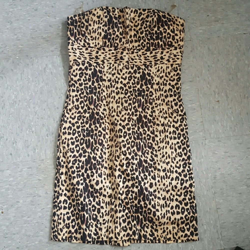 Strapless cheetah dress