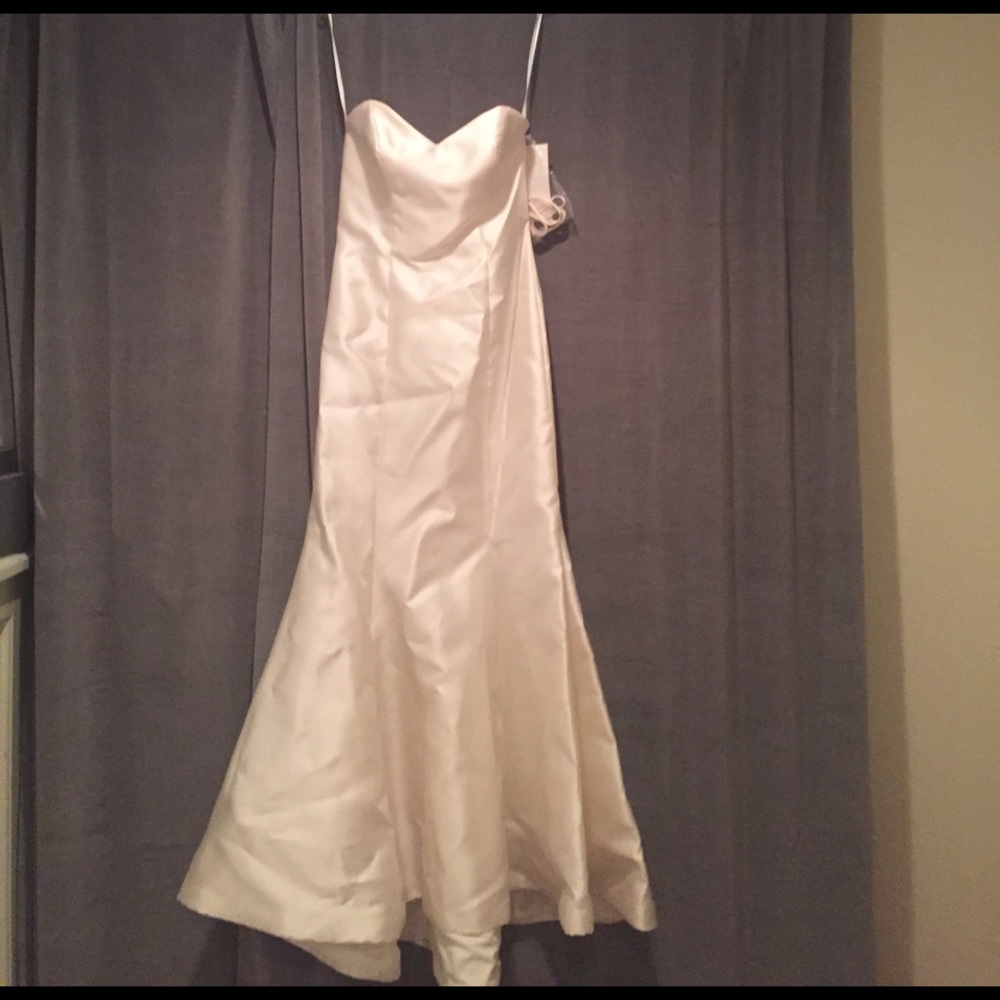 Noir by Lazaro White Dress - Wedding or Graduation