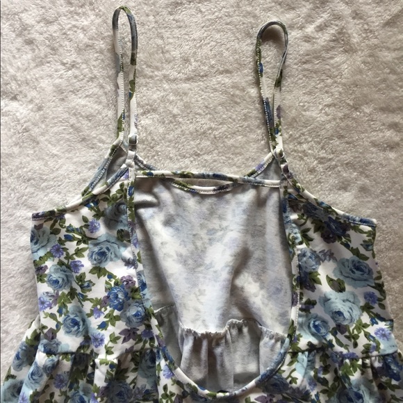 TOBI Floral Spaghetti Strap Backless Dress Size Small Summer - Picture 7 of 8