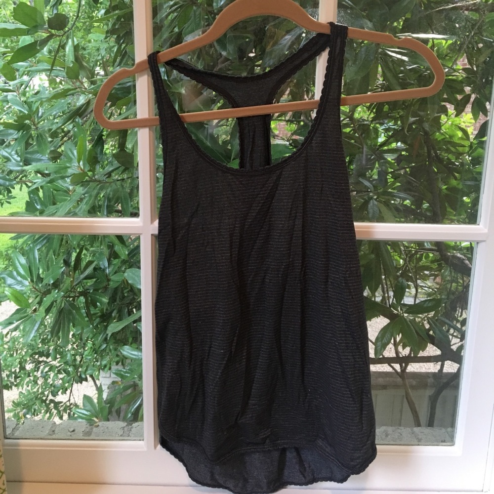 Lululemon Flowy, Racer-Back Workout Top!