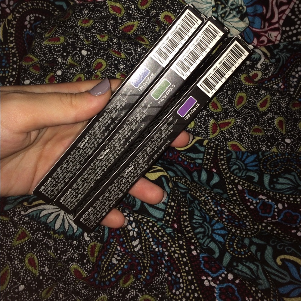 Younique Eyeliner Bundle BNIB