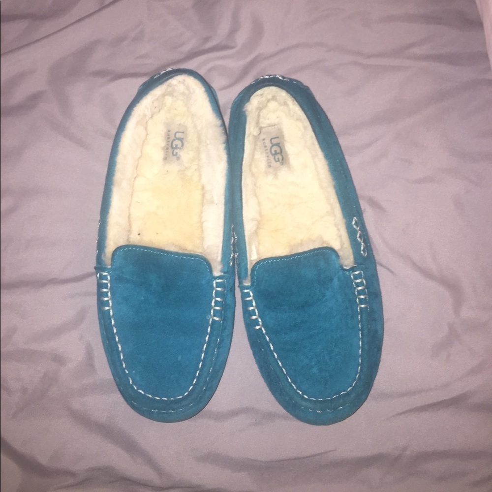 UGG Australia moccasin blue