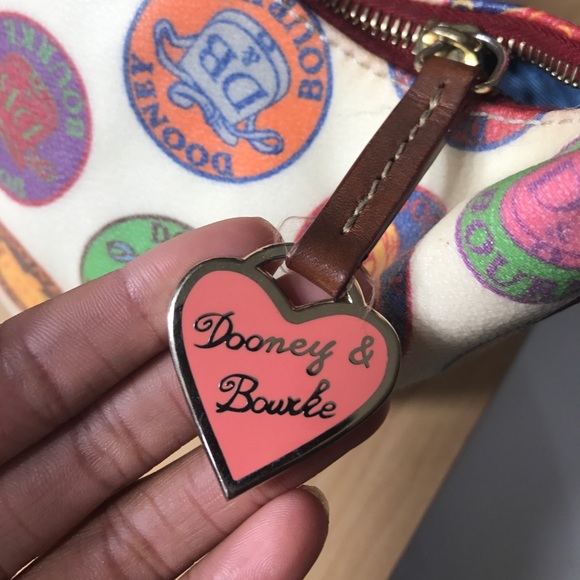 Dooney and Bourke purse - Picture 2 of 6